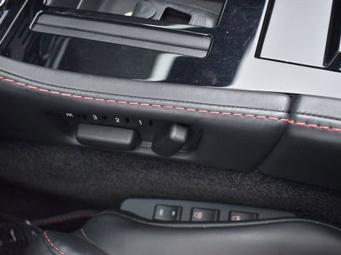 Used 2014 Aston Martin V8 Vantage S image 38