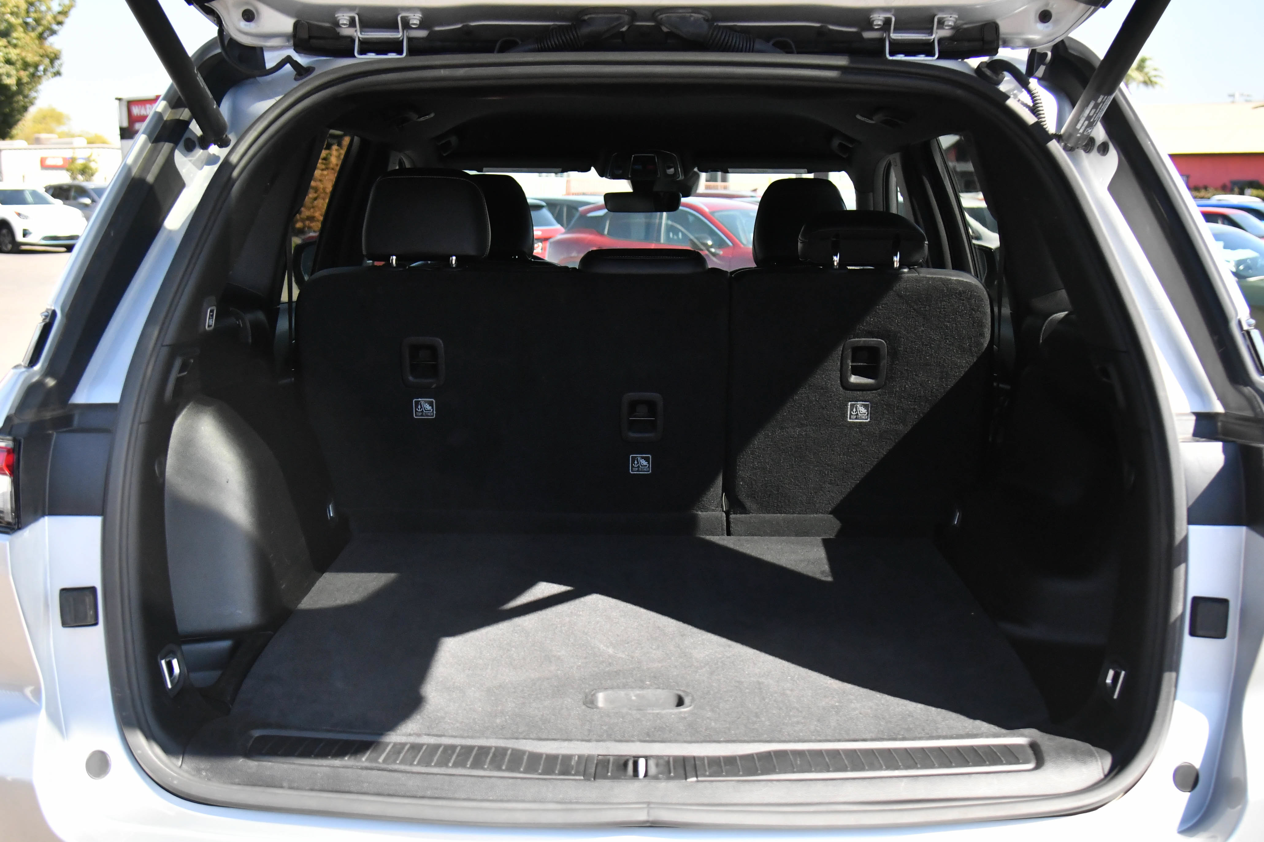Used 2025 Jeep Grand Cherokee Altitude AWD/4WD image 43