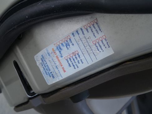 Used 2004 Acura RL image 42