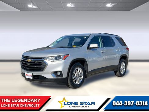 Used 2020 Chevrolet Traverse LT image 1