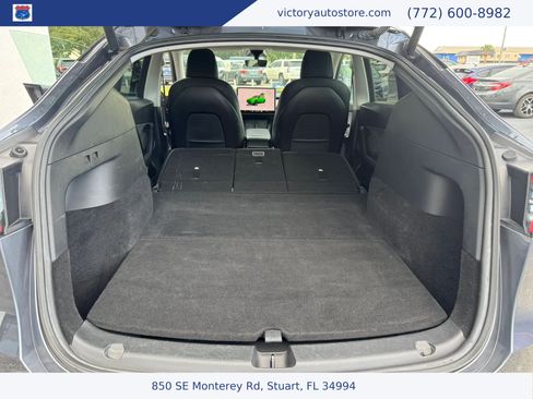 Used 2022 Tesla Model Y Performance AWD/4WD image 16
