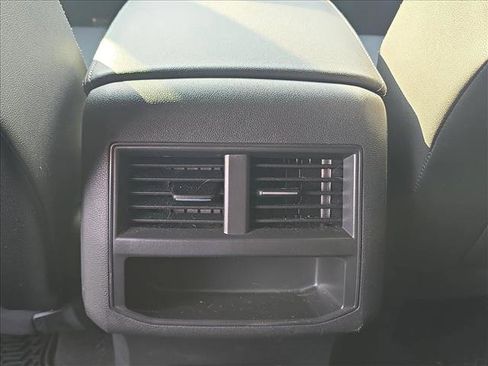 Used 2021 Volkswagen Atlas Cross Sport SEL R-Line w/ Cross Sport MDO Package image 16