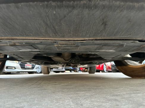 Used 2017 Nissan Rogue SV image 46