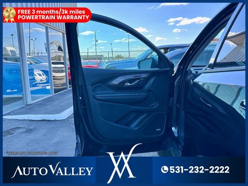 Used 2020 GMC Terrain Denali w/ Denali Premium Package image 12