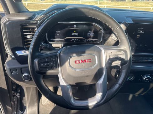 Used 2024 GMC Sierra 1500 SLT image 14