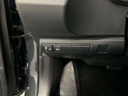 Certified 2024 Toyota Corolla SE image 23