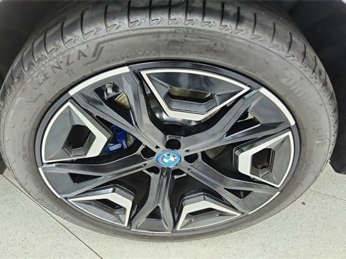 Used 2025 BMW iX xDrive50 image 57