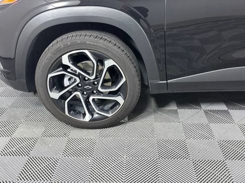Used 2025 Chevrolet Trax RS w/ Driver Confidence Package FWD image 10