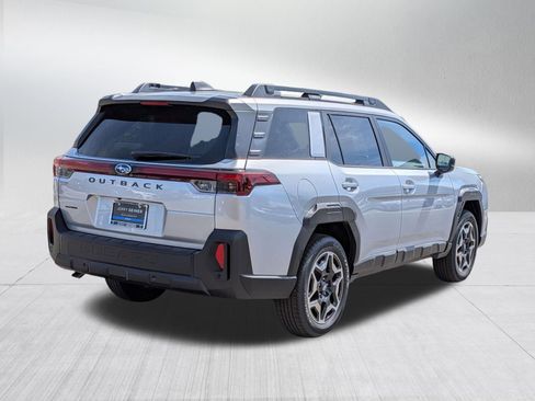 New 2026 Subaru Outback Touring image 8