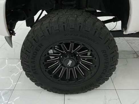 Used 2015 Ford F250 Platinum w/ FX4 Off-Road Package AWD/4WD image 48