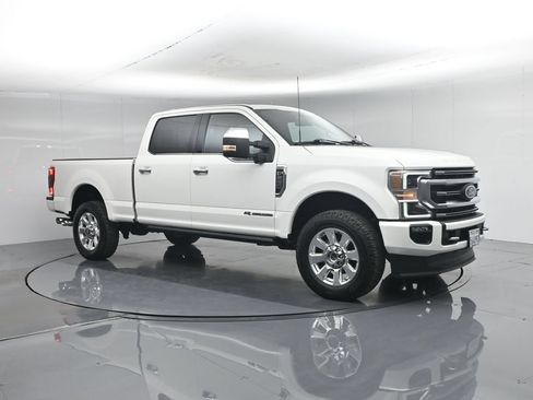 Used 2022 Ford F250 Platinum w/ FX4 Off-Road Package AWD/4WD image 28