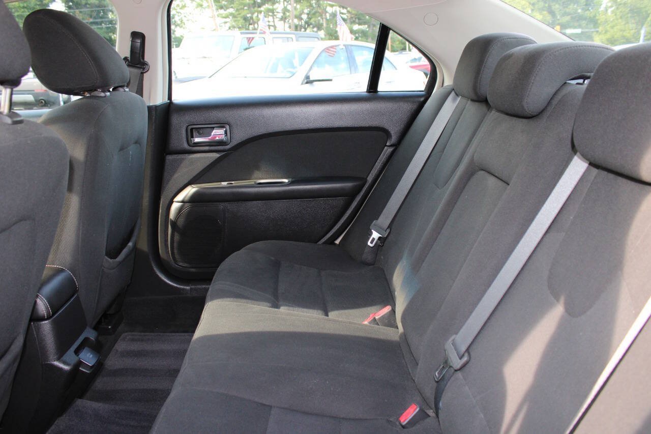Used 2010 Ford Fusion Hybrid FWD image 18