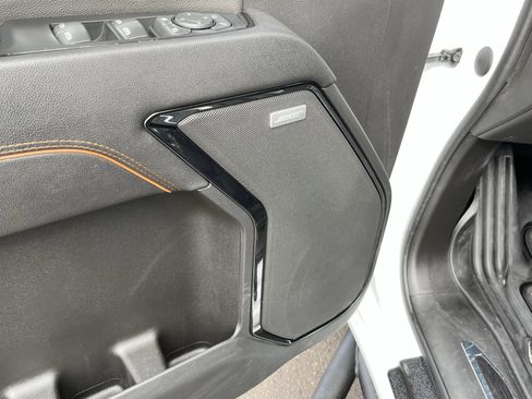 Used 2023 GMC Sierra 1500 AT4 w/ Technology Package image 23