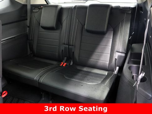 Used 2023 Volkswagen Atlas SEL Premium image 35