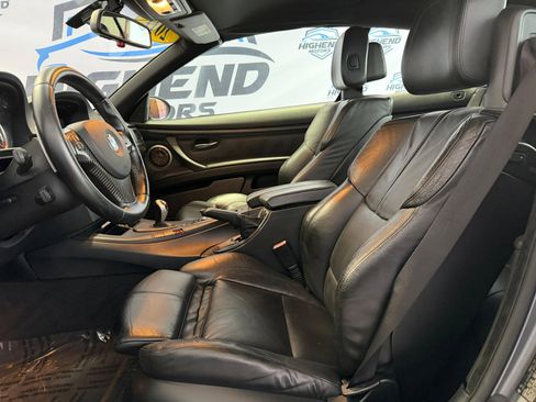 Used 2011 BMW M3 Convertible image 20