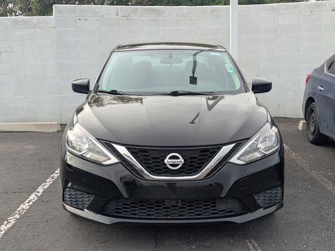 Used 2017 Nissan Sentra SV image 3