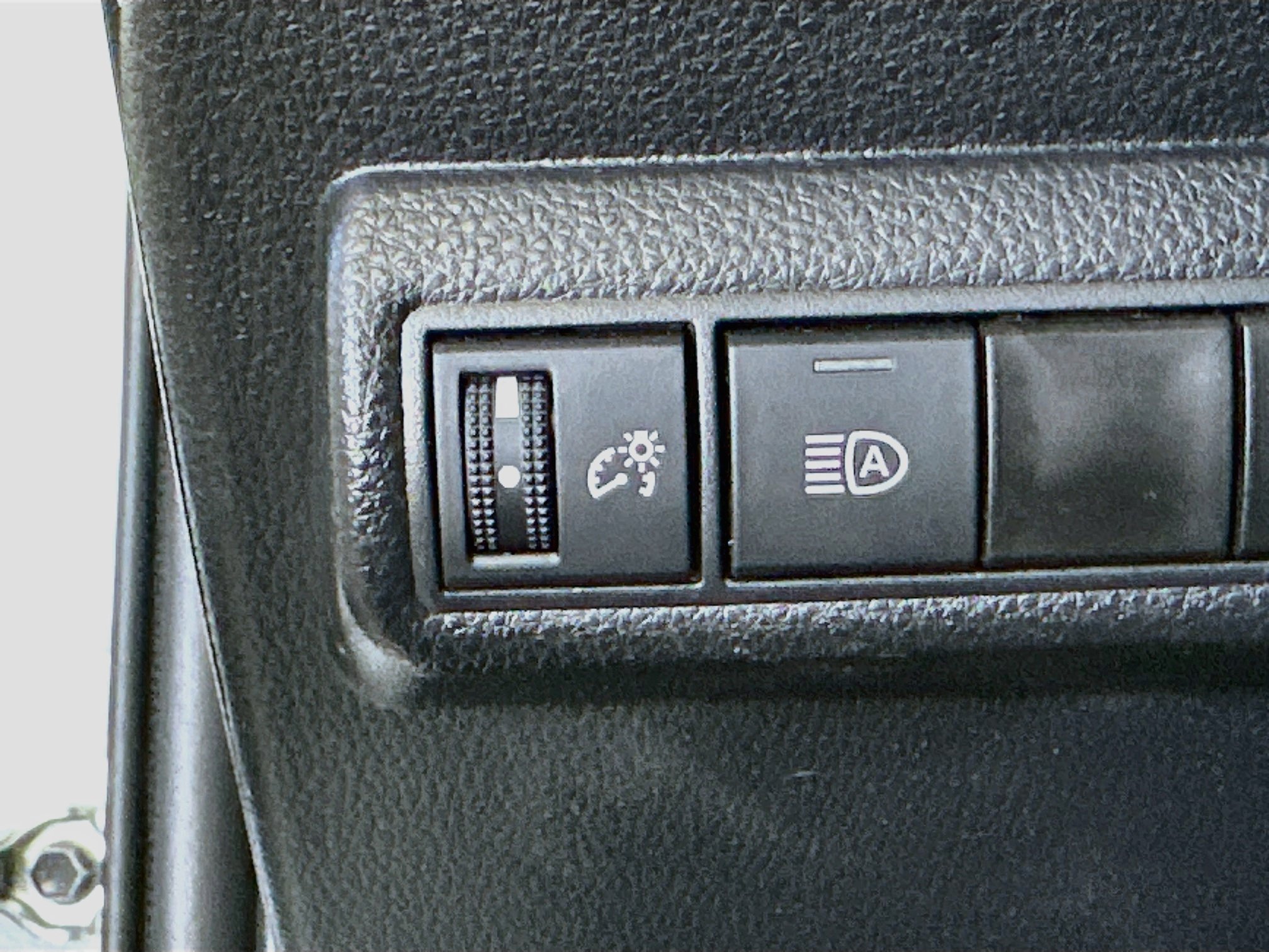 Used 2025 Toyota Corolla LE FWD image 16