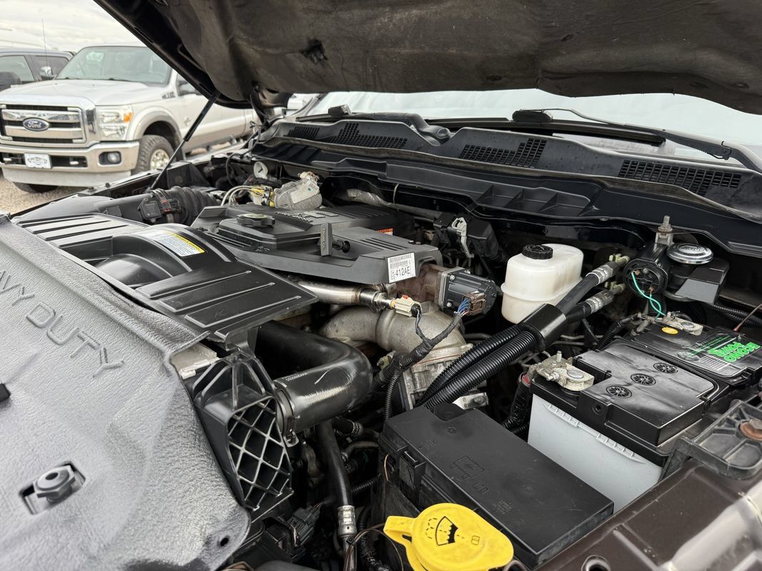 Used 2011 RAM 3500 SLT w/ Luxury Group AWD/4WD image 38