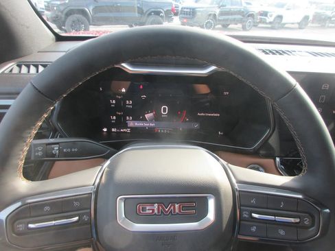 New 2026 GMC Canyon AT4 w/ Technology Plus Package AWD/4WD image 17