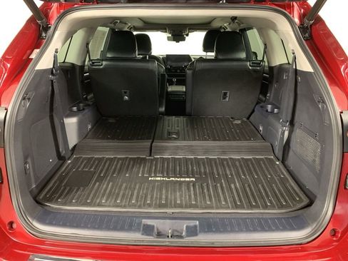 Used 2021 Toyota Highlander Platinum image 13