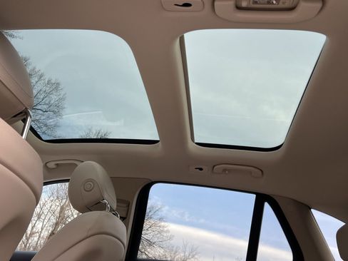 Certified 2022 Mercedes-Benz GLC 300 4MATIC image 22