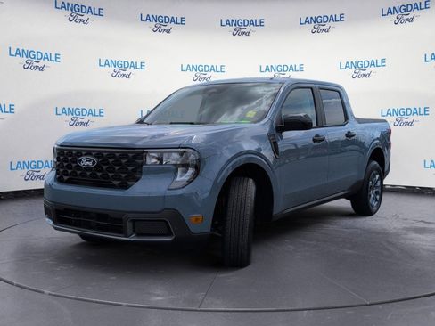 New 2026 Ford Maverick XLT w/ XLT Luxury Package FWD image 11