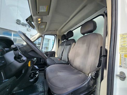 Used 2019 RAM ProMaster 3500 w/ Premium Appearance Group image 24