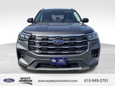 New 2026 Ford Explorer Active RWD image 8