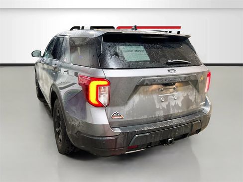 Used 2023 Ford Explorer Timberline image 5