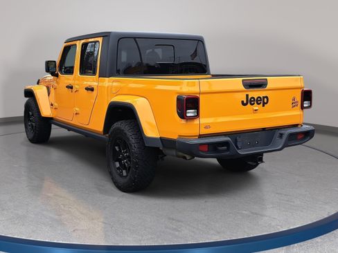 Used 2021 Jeep Gladiator Willys image 7