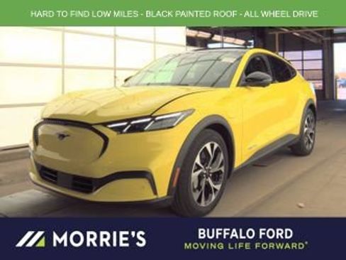 Used 2025 Ford Mustang Mach-E Select w/ Comfort Package Lite AWD/4WD image 1