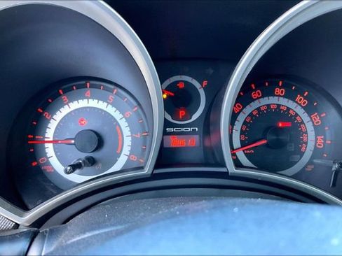 Used 2015 Scion tC FWD image 20