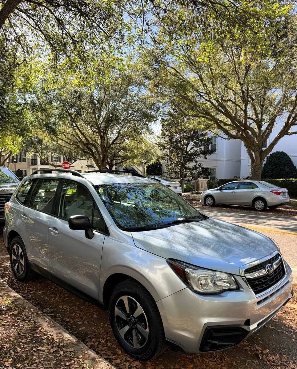 Used 2017 Subaru Forester 2.5i w/ Alloy Wheel Package AWD/4WD image 1