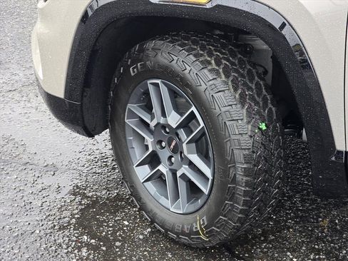 New 2026 GMC Terrain AT4 image 22