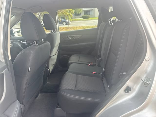 Used 2018 Nissan Rogue S AWD/4WD image 26