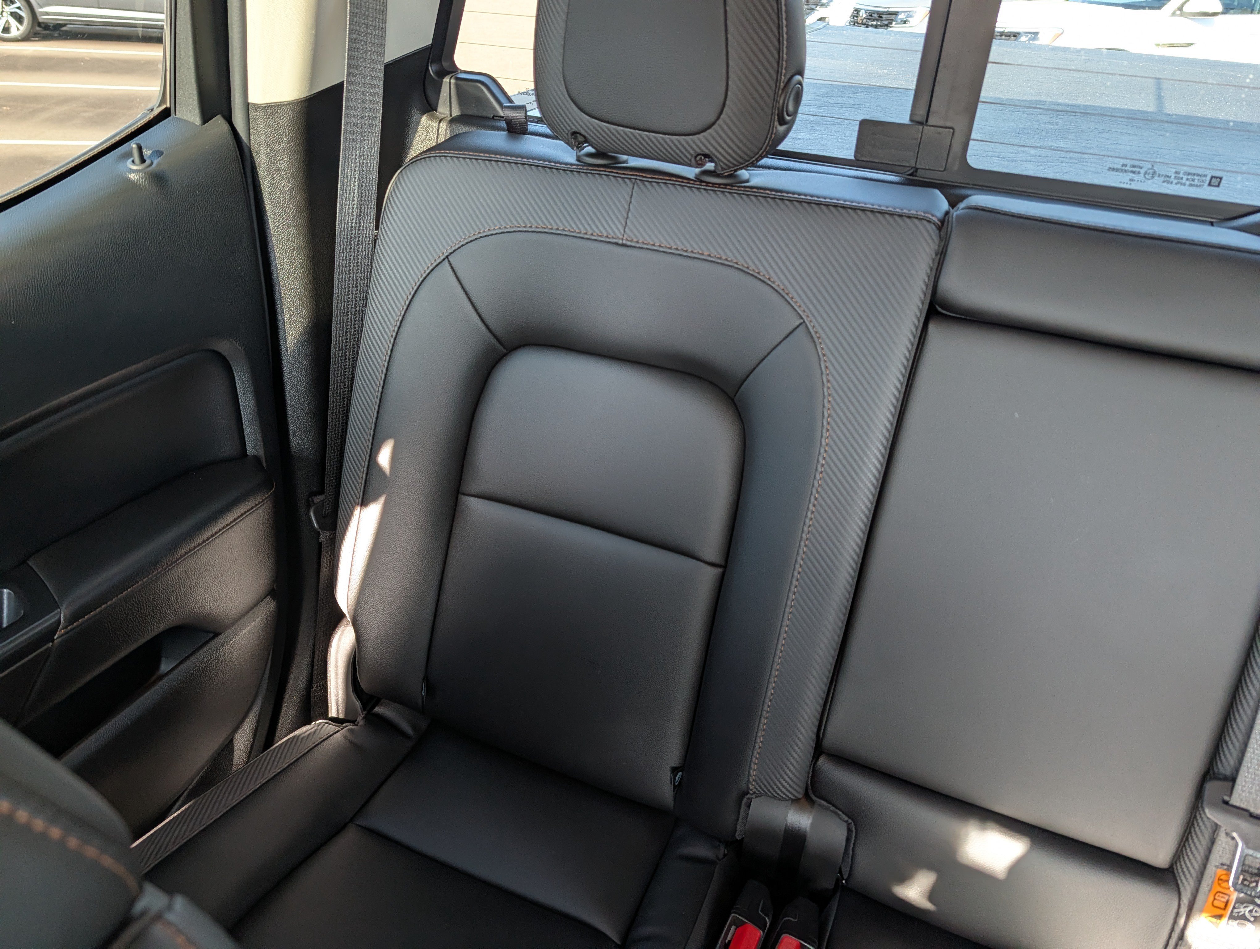 Used 2022 GMC Canyon AT4 w/ Trailering Package AWD/4WD image 12