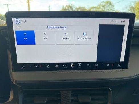 New 2025 Ford Maverick Lariat w/ Black Appearance Package image 17