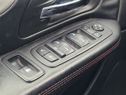 Used 2019 Dodge Grand Caravan GT FWD image 27