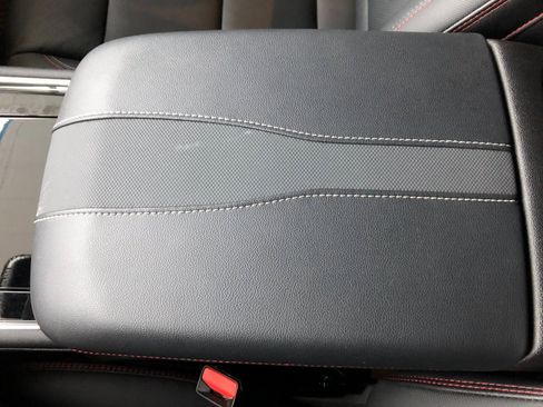 Used 2026 Chevrolet Traverse RS image 23