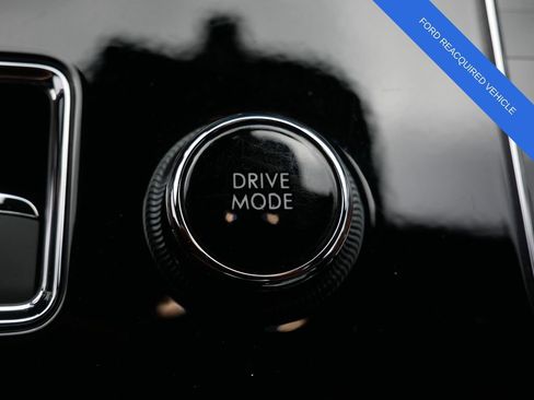 Used 2025 Lincoln Aviator Black Label AWD/4WD image 26