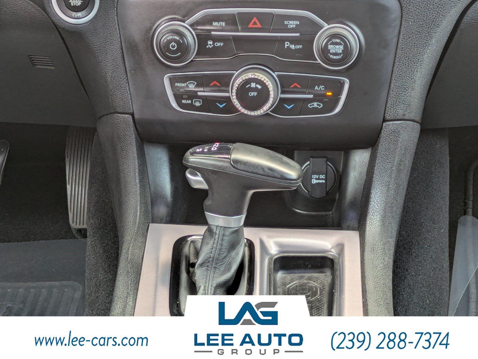 Used 2019 Dodge Charger SXT w/ Plus Group RWD image 14