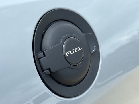 Used 2022 Dodge Challenger SXT w/ Blacktop Package image 9