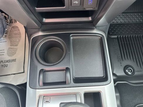 Used 2024 Toyota 4Runner SR5 RWD image 22