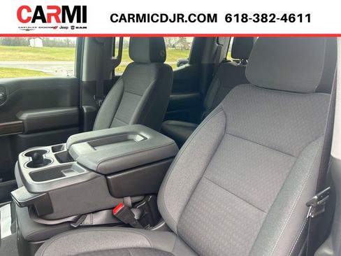 Used 2022 Chevrolet Silverado 1500 LT image 10