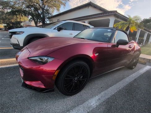New 2025 MAZDA MX-5 Miata Club image 4