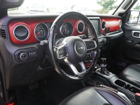 Used 2020 Jeep Gladiator Rubicon AWD/4WD image 16