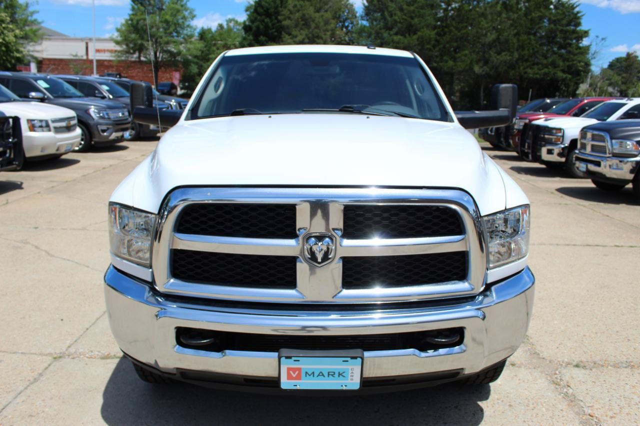 Used 2014 RAM 2500 Tradesman w/ Chrome Appearance Group AWD/4WD image 3