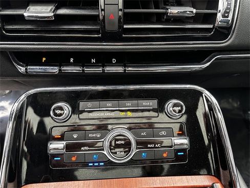 Certified 2022 Lincoln Navigator Reserve image 23