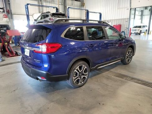 Used 2026 Subaru Ascent Limited w/ Popular Package #2 AWD/4WD image 7