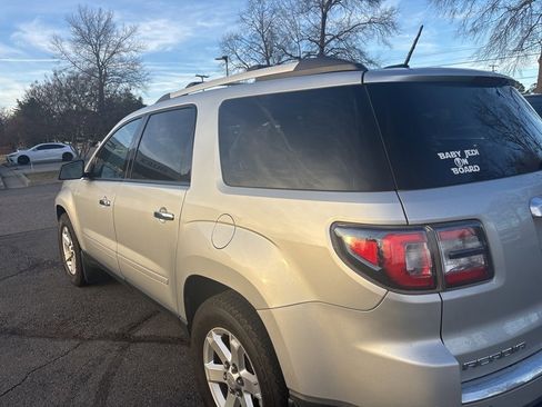 Used 2016 GMC Acadia SLE image 6